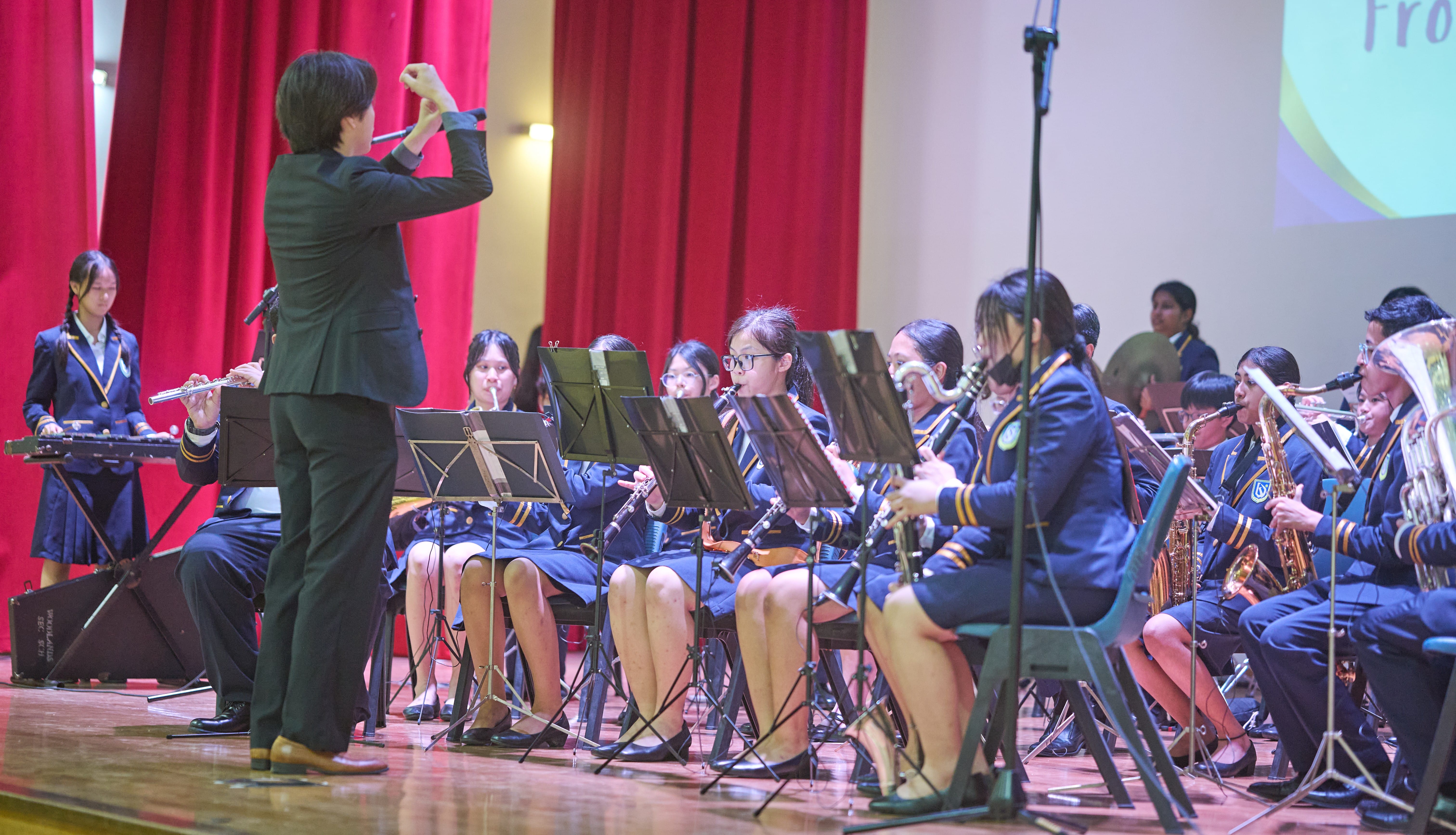 Students in Concert Band CCA
